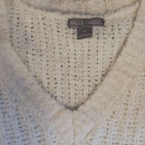 Falls Creek Chunky Knit V-neck Cream Sweater Size Medium NWOT - Picture 4 of 7